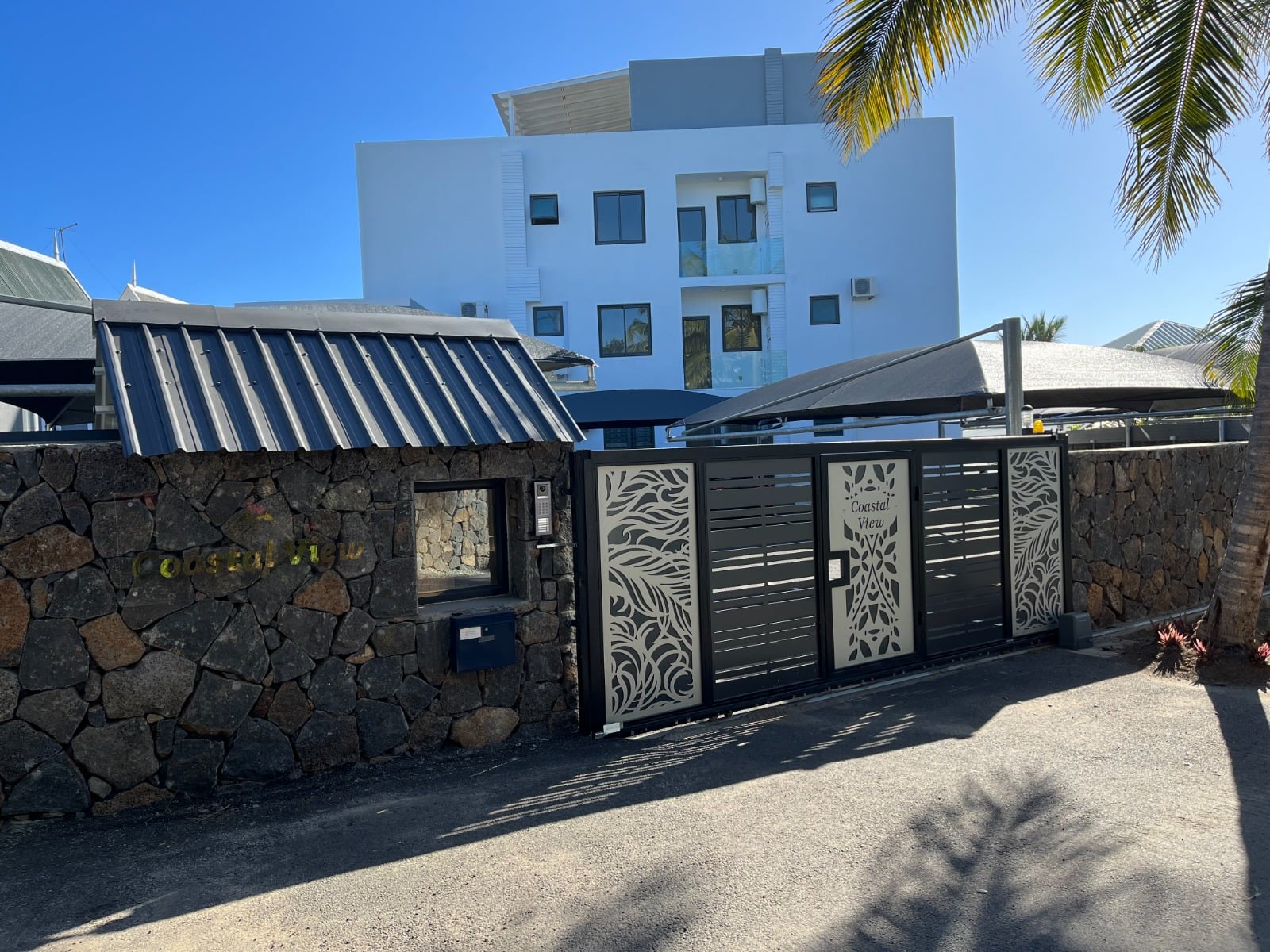 COASTAL-VIEW-APARTMENT Ref: PEB-IM108-NECO | Status: FOR RENT IN PEREYBERE