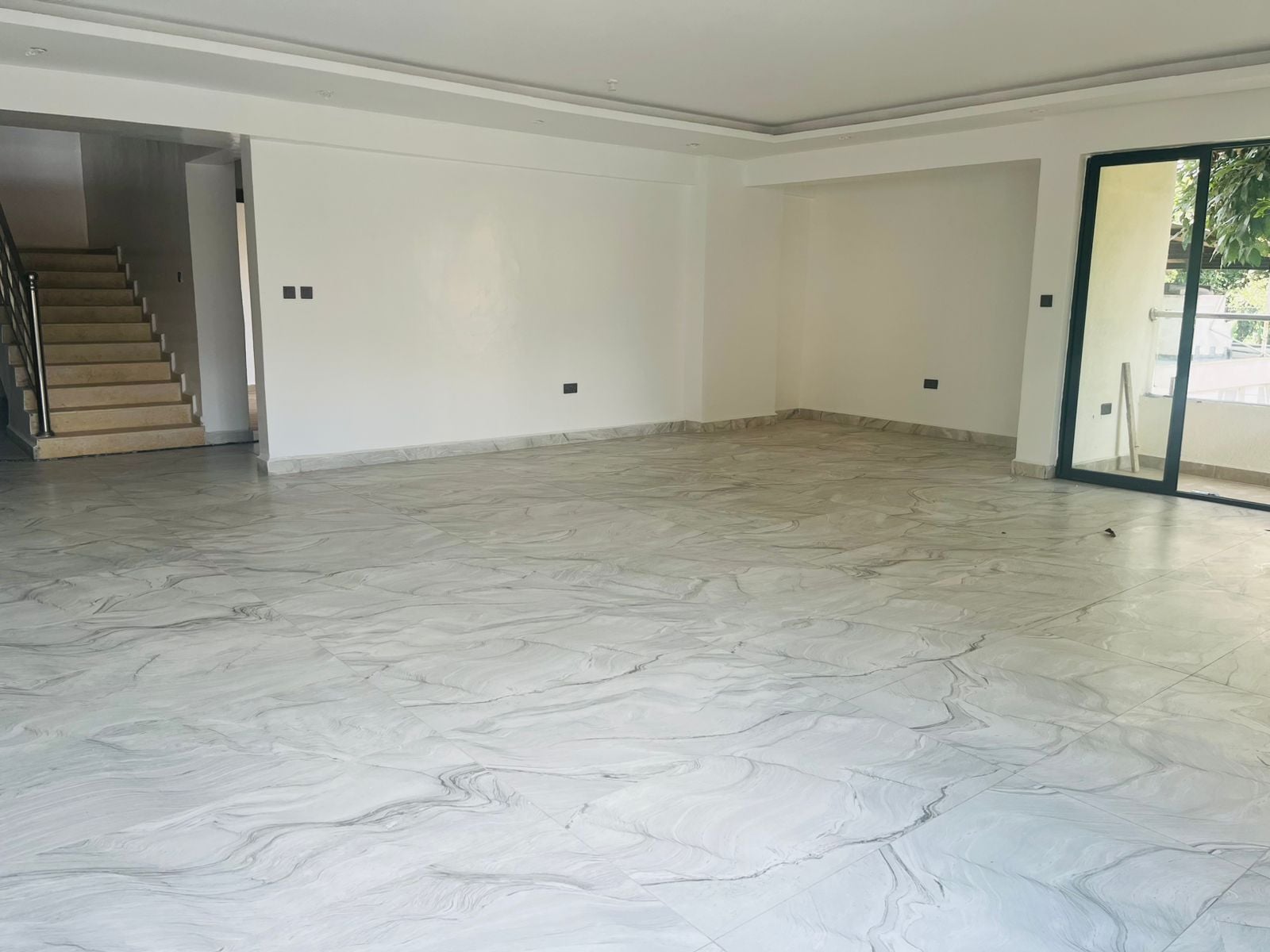 Luxury 5 Bedroom Duplex Apartment Offering Prestige Comfort Security And Elegance