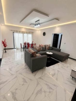 EN VENTE APPARTEMENT MEUBLÉE (4) PIÈCES À GRAND ...