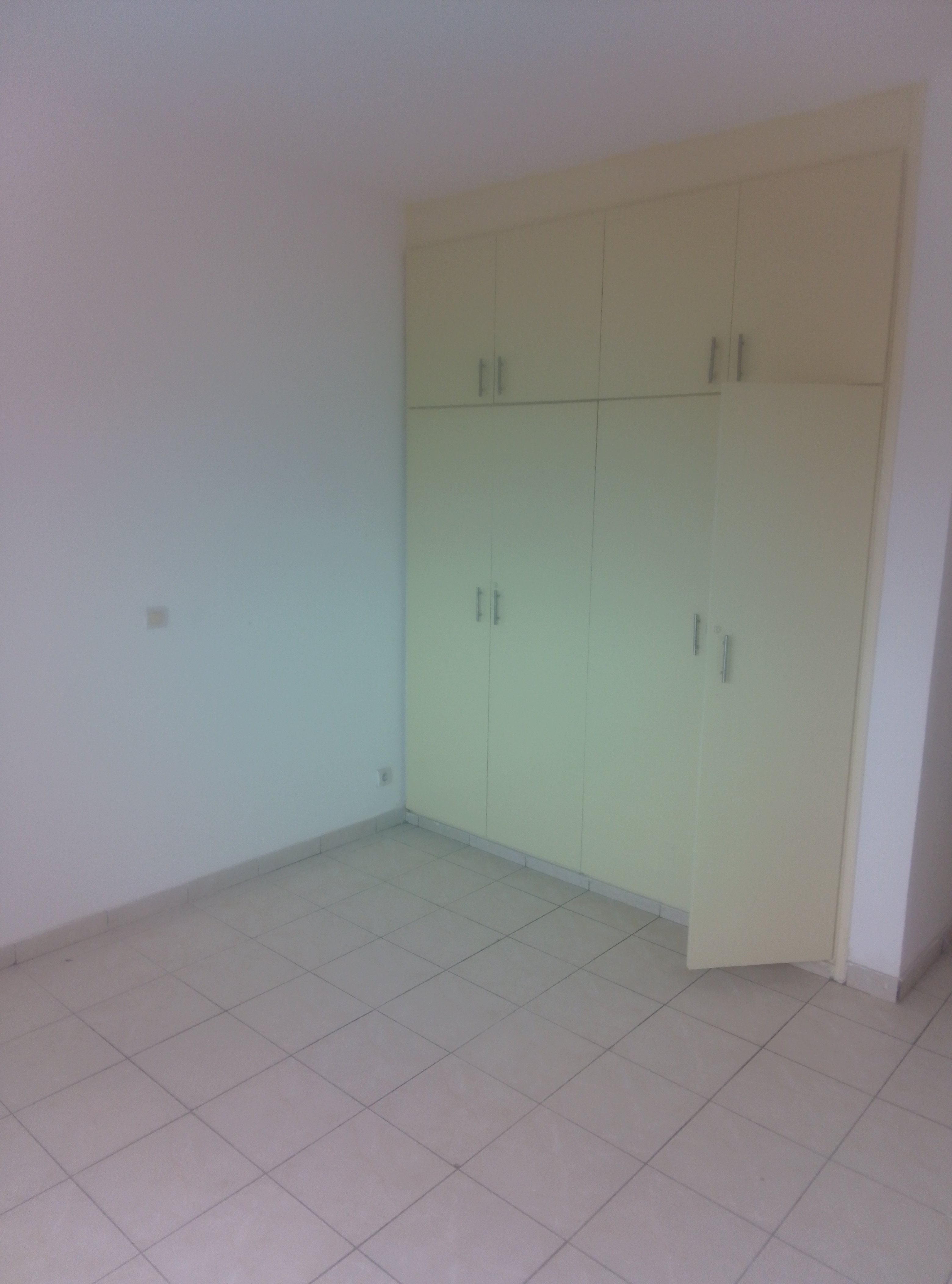 Appartement à louer au bas de gué gué 