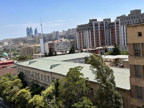 2-room apt close to Caspian BC & Nizami metro