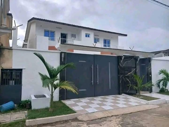 Villa duplex 5 pièces en vente bassam cité rosier