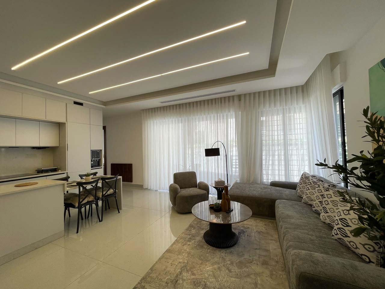 Brand NEW Fully Furnished 90 sqm Elevated Ground-Floor Apartment for Rent