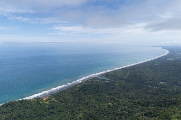 55-HECTARE ESTATE IN DOMINICAL WITH SEA VIEWS AND WATER STREAMS