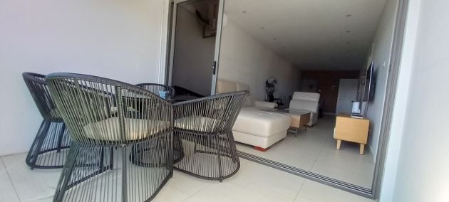 REF: L182 APARTMENT FOR RENT WITH PRIVATE ROOFTOP TERRACE IN FLIC EN FLAC