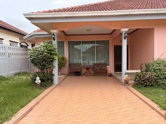 House for rent Pet friendly   COMMON POOL 