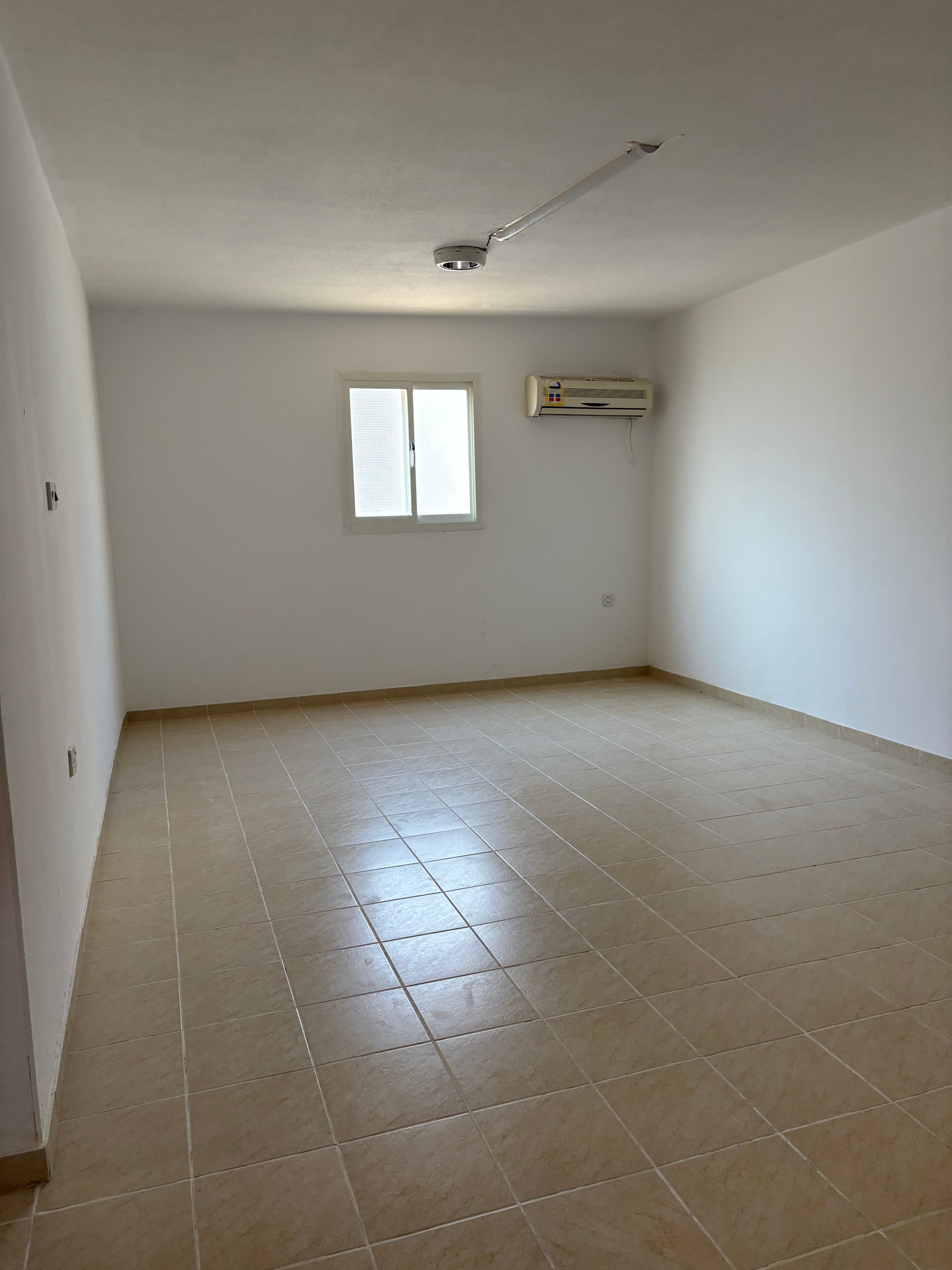 1 & 2 Bedroom Flats For Rent – Umm Al Hamam (Near Diplomatic Quarter & Laysen Valley)