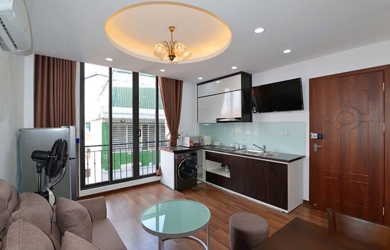 Nice, modern 1 – bedroom apartment in Ho Ba Mau street, Dong Da district for rent