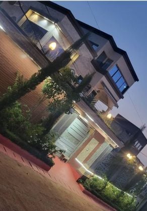 Triplex à vendre au quartier AWAE ESCALIER 