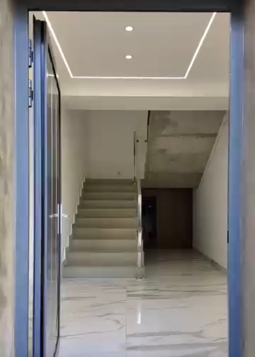 Duplex de haut standing à louer à la rotonde 