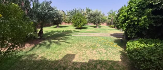 VILLA D'EXCEPTION À LOUER  DE 1664m2 | PALMERAIE MARRAKECH / Non ...