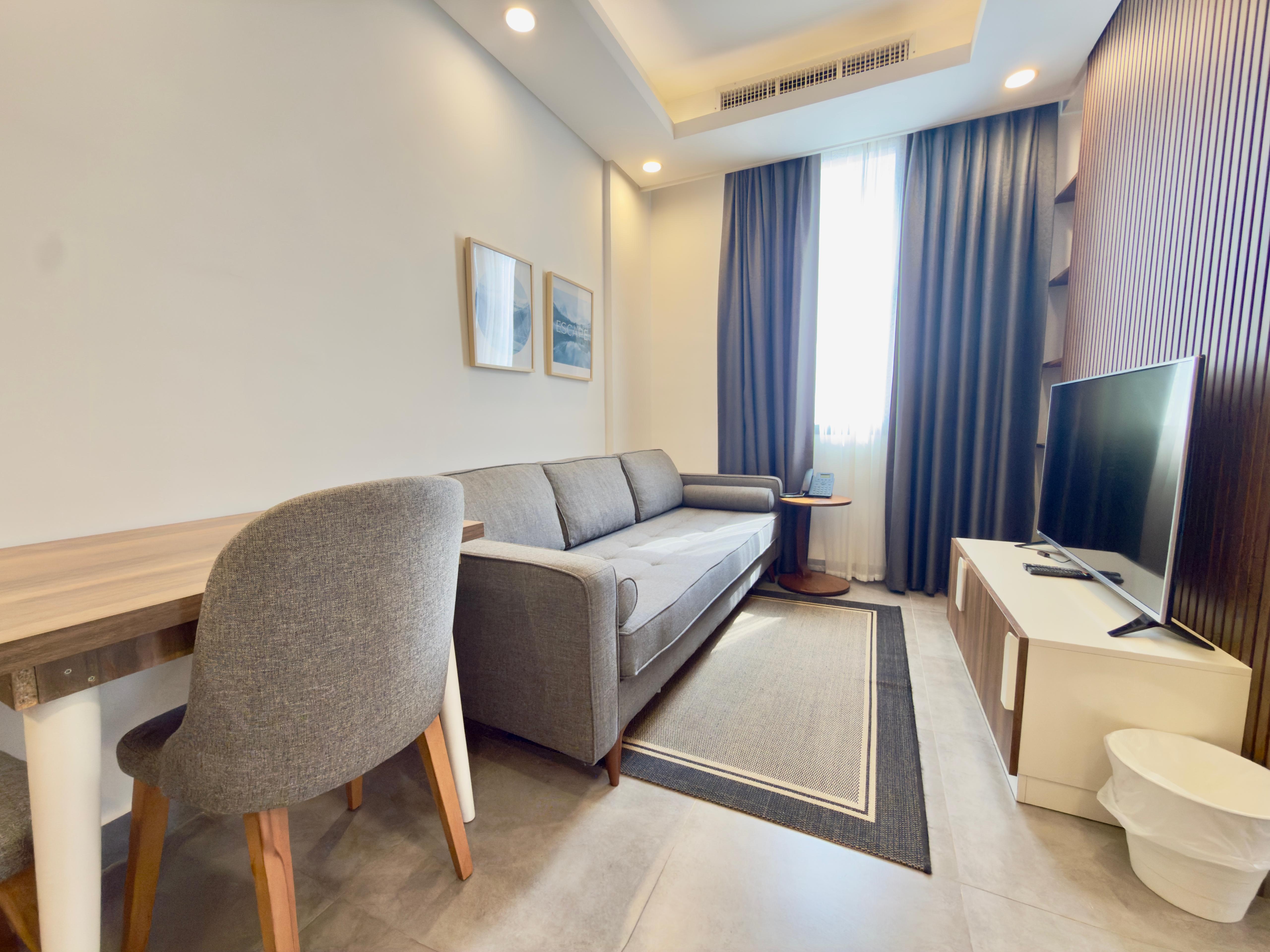 One bedroom fully furnished apartment for rent in Salmiya