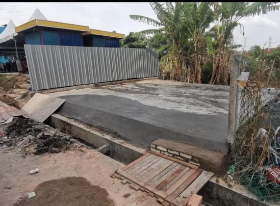 AMJ Mainroad Commercial/Workshop land for Rent