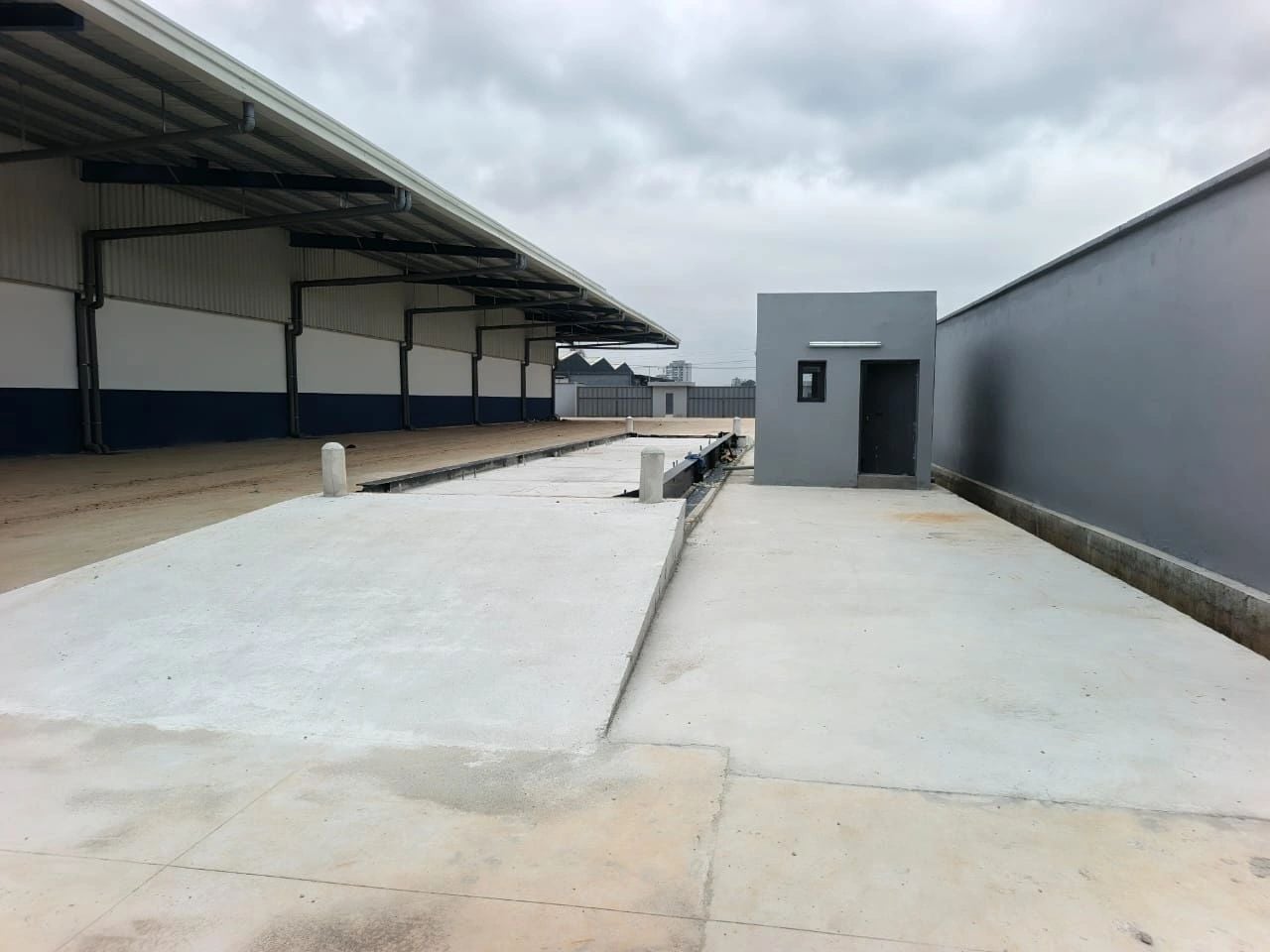 PORT-BOUET ABATTOIR location entrepôt 20000m2 (2ha)