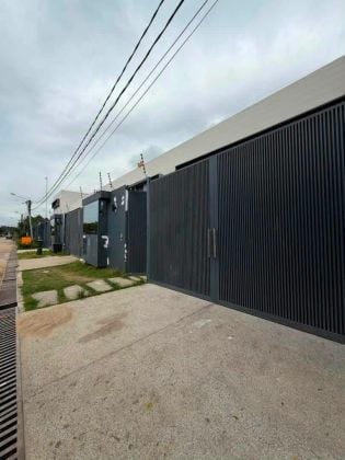 À VENDRE — VILLA 7 PIÈCES AVEC PISCINE & JARDIN | ...