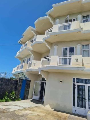 CASA GRANDE Ref: GB-IM25178-NECO | Estado: SE ALQUILA EN GRAND BAIE