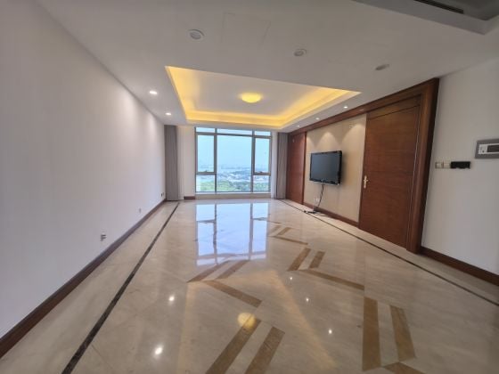 Spacious apt with 3 rooms 2 baths-great Jinji lake view