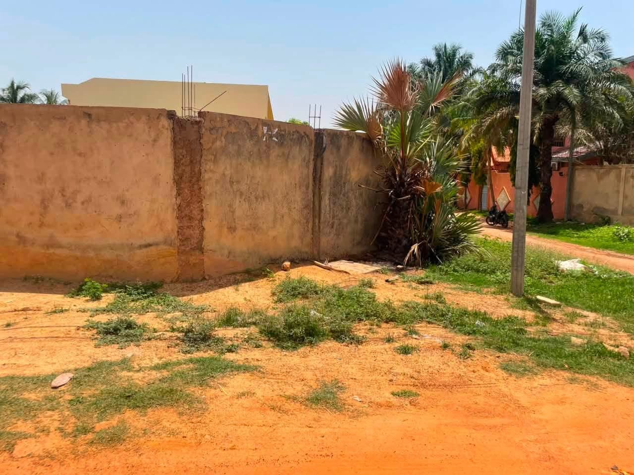 Corner plot of land for sale in Ouaga 2000, Zone B