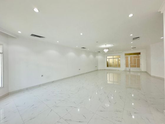 Elegant 5-Bedroom Family Villa for Rent in Salwa