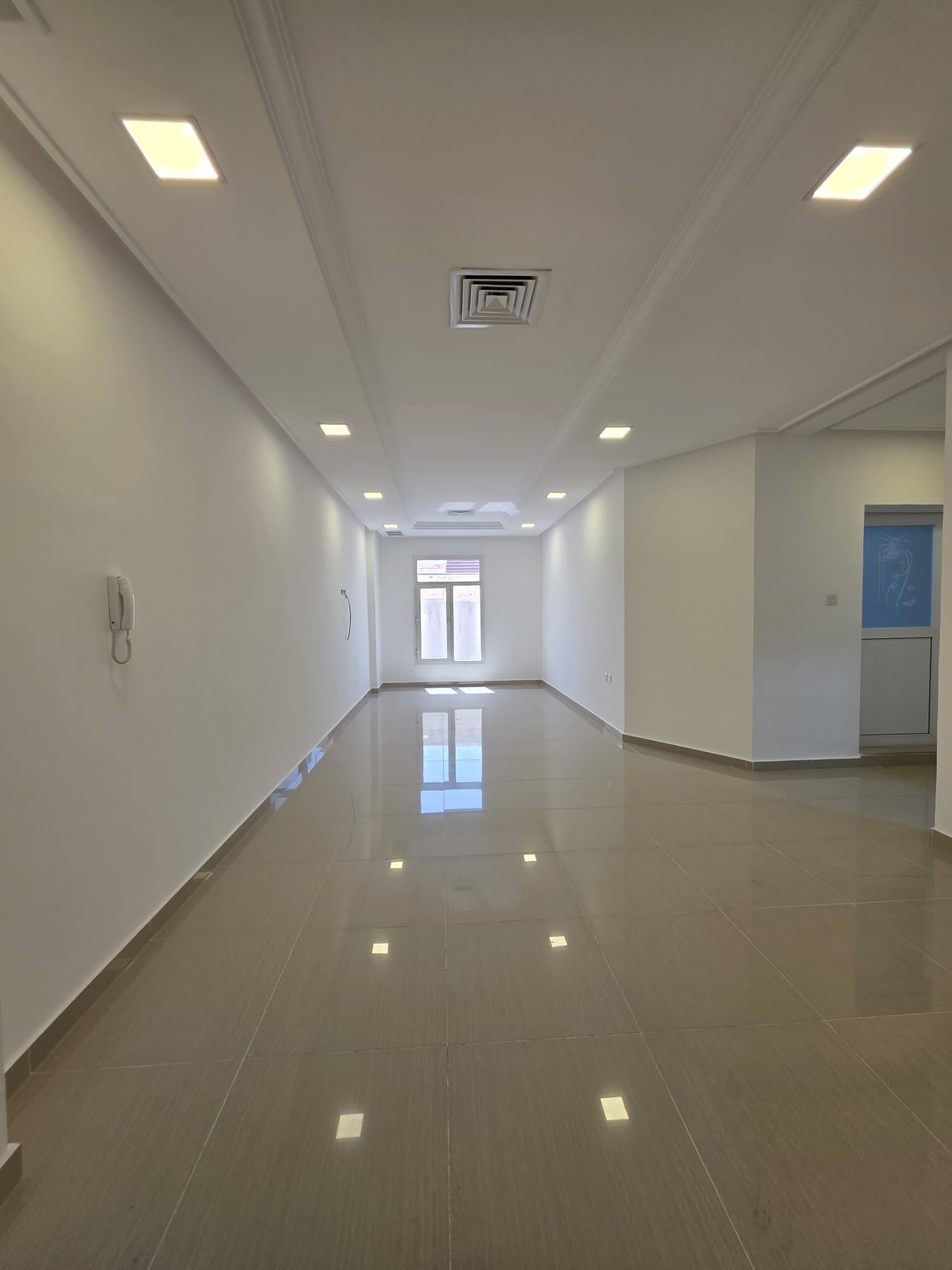 For rent in Salwa, for expat families only: a 3-bedroom apartment.