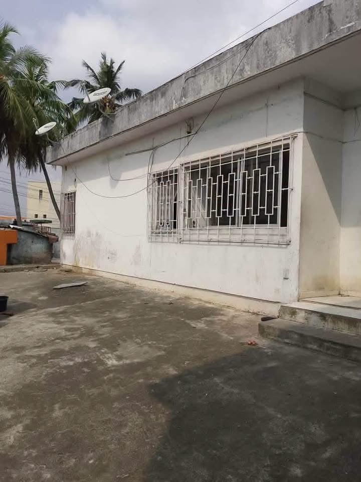 À VENDRE — VILLA 6 PIÈCES SUR 553 m² | RIVIERA 3 – SAINTE-AGATHE