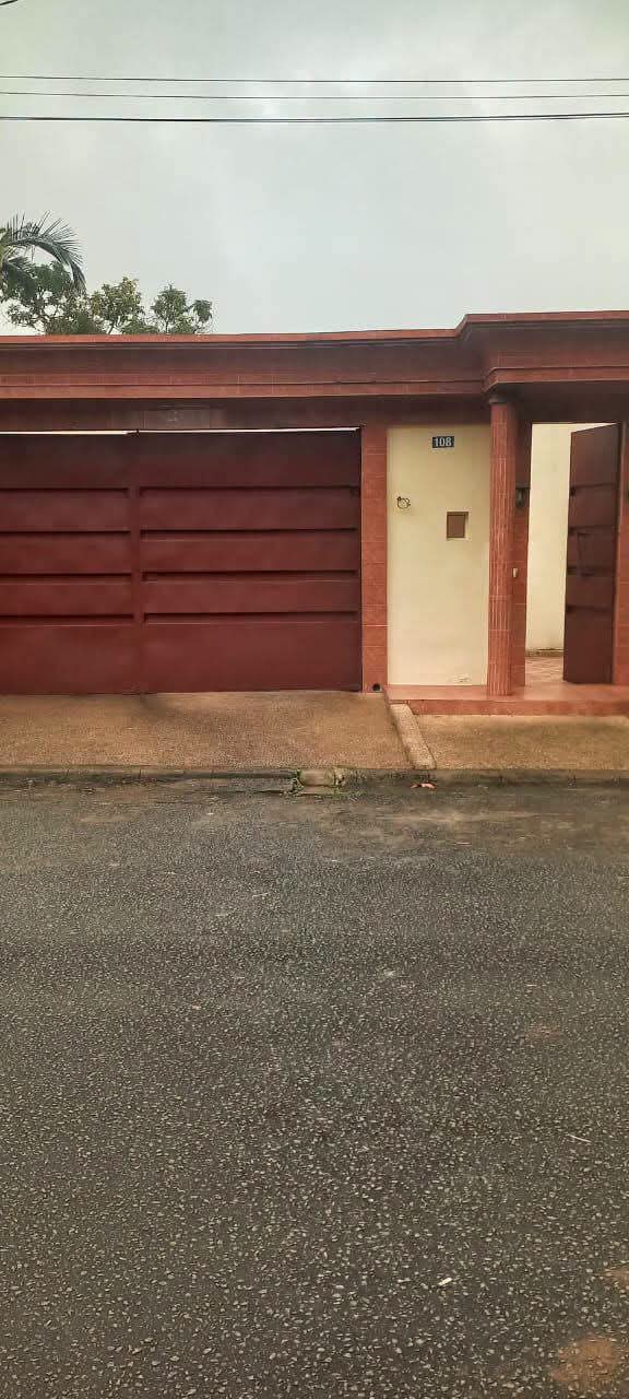 À VENDRE — VILLA BASSE 7 PIÈCES AVEC JARDIN | 2 PLATEAUX VALLON, derrière le Commissariat du 12ᵉ Arrondissement,