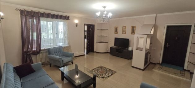Bright and comfortable 2 bedrooms flat of 85 m2 in central Tshkent at ...