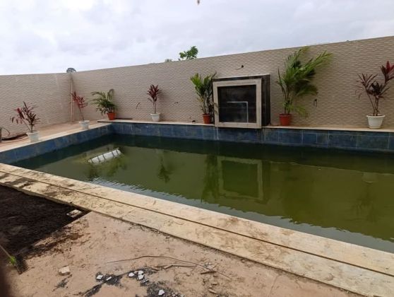 Villa de 11 habitaciones + piscina + parcela adicional de 500 m² en ...
