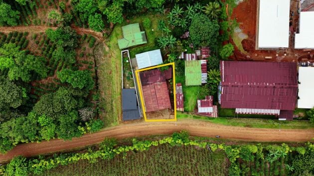 FOR SALE: 353 SQM LOT WITH MULTIPURPOSE COMMERCIAL SHED & APARTMENT IN LAS ...