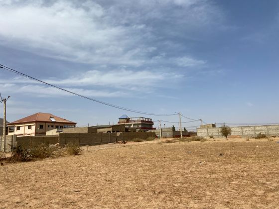  PARCELLE NUE DE 495 M² EN VENTE À NIOKO 2