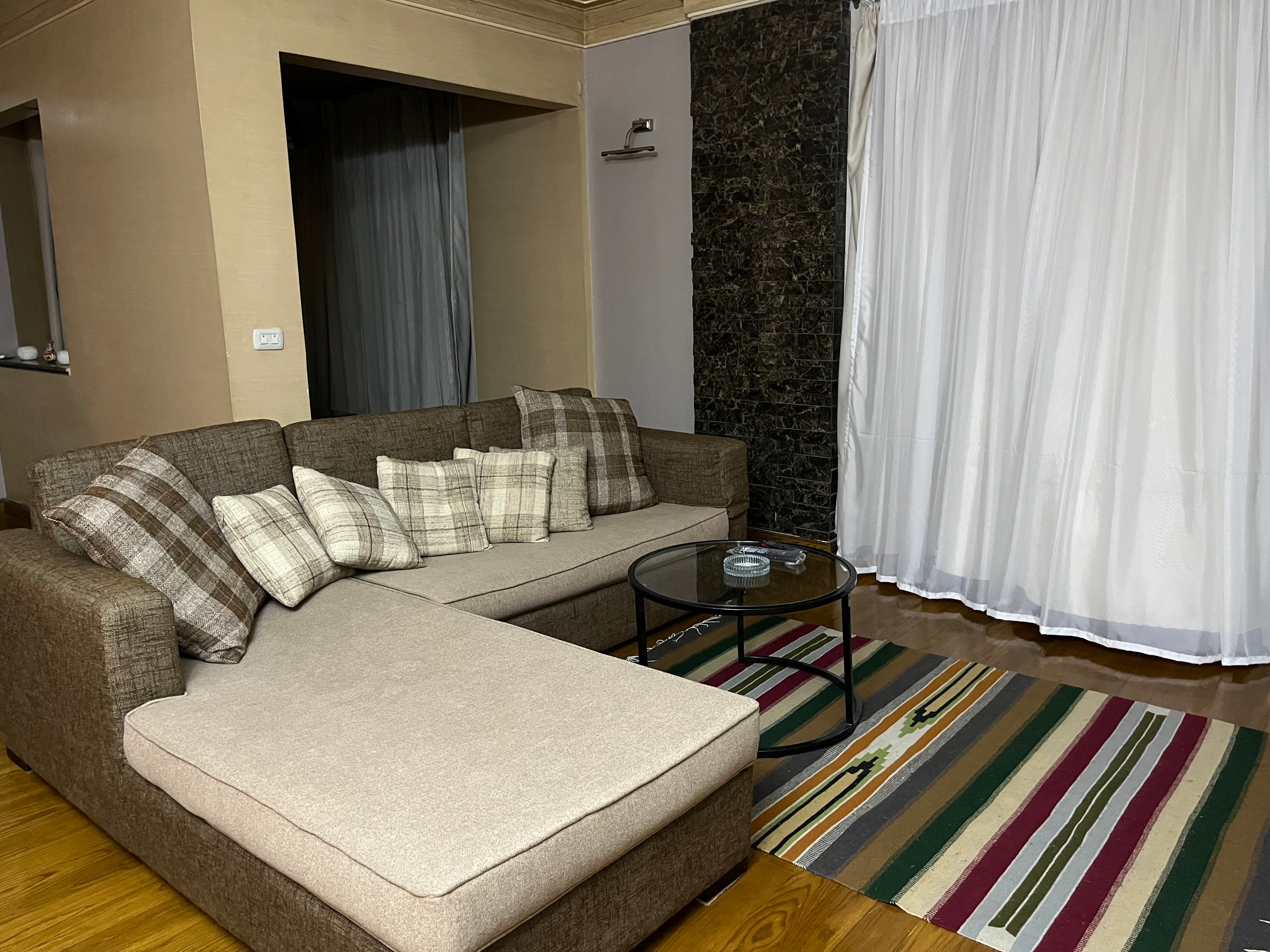 Elegant & spacious 3BR furnished apartment, the most sought-after area