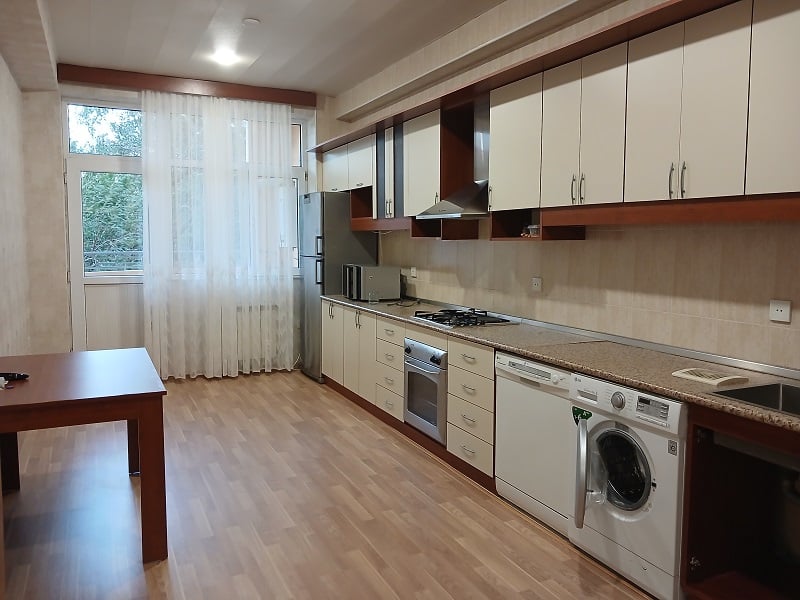 1 BDR apt close to Turkiye embassy & 28 MAY metro