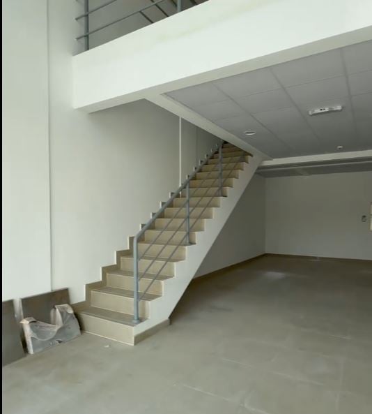Commercial Shop | Showroom (86 Sqm) for Rent In Hidd BD.250/-