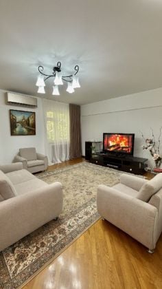 Newly renovated 2 bedrooms apartment of 94 m2 with open balcony in the ...