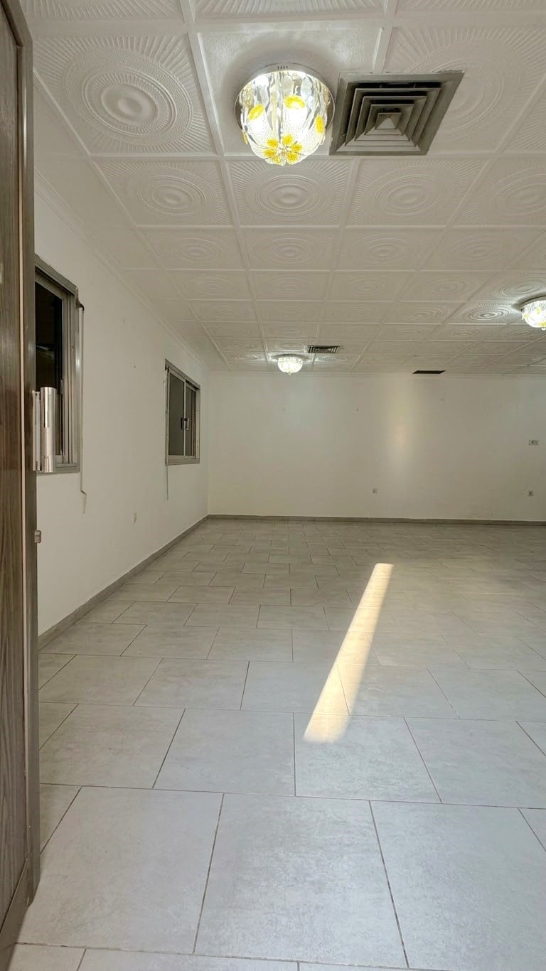 Apartment for rent in Salwa, ground floor.