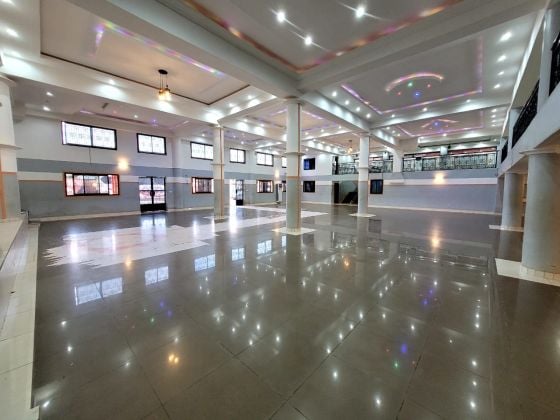 Grande et Magnifique Salle de Fête 500Places à louer en Route ...