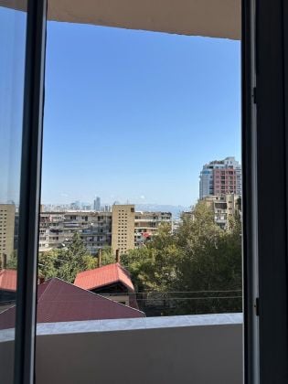 1 BDR apt near Huseyin Cavid park & Narimanov monument