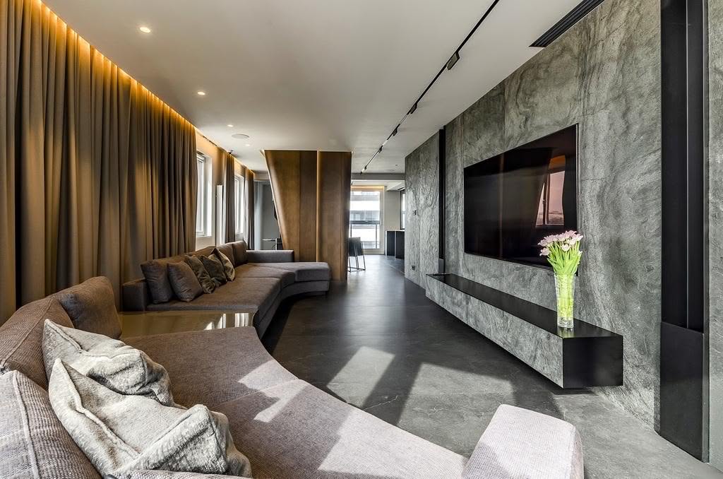 Beautifully designed smart penthouse apartment 125m plus 100m2 terrace
