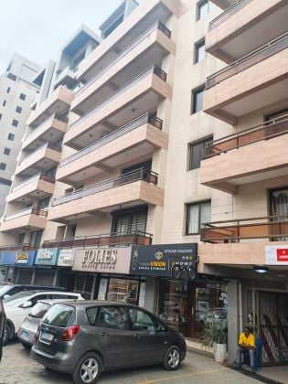 COCODY DANGA SECTEUR PHARMACIE DU LYCÉE TECHNIQUE : en vente d'un ...