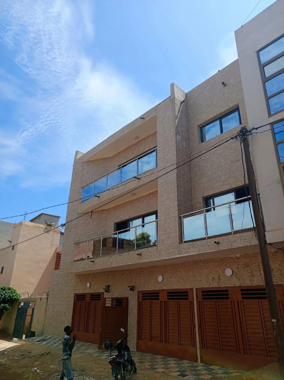 Appartement neuf de 2 chambres à louer à kalaban coura 