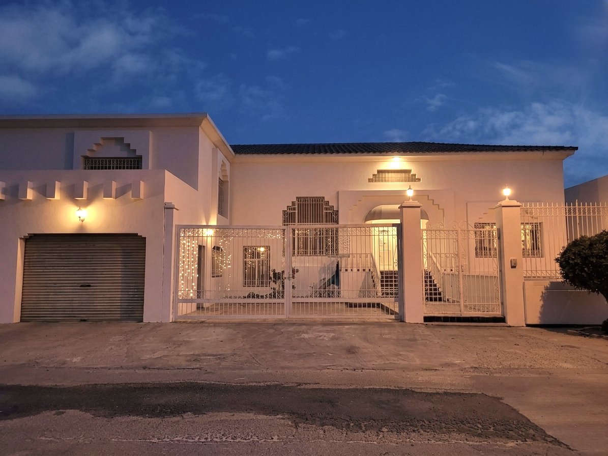 Beautiful Semi-Furnished Villa in Tubli | 4 BHK + Pool | BD. 900/-