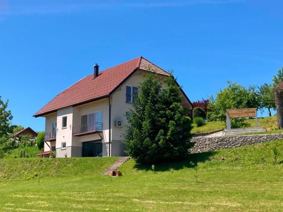 A Nature Living Paradise – Exclusive Country Villa for Sale by the ...
