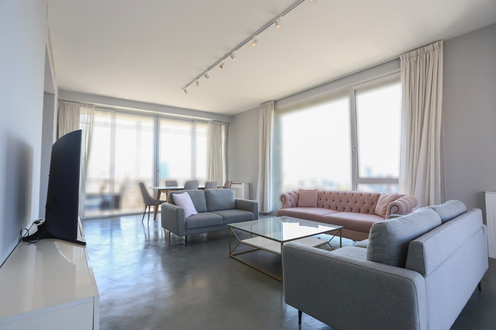 Appartement meublé | Emplacement de choix | Piscine | Salle de sport