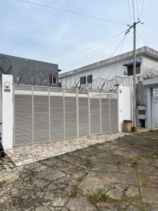 LOCATION  VILLA DUPLEX DE 5 PIECES  COCODY ANGRÉ 7E TRANCHE  