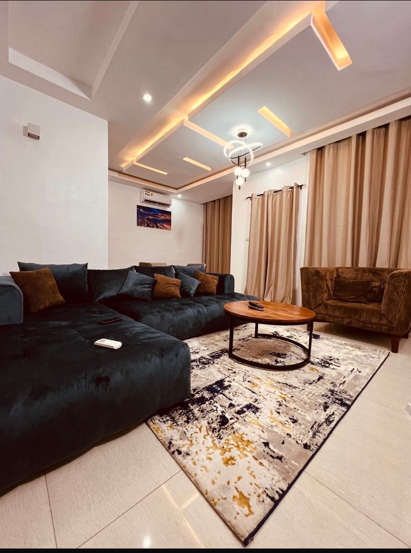 2-Bedroom Apartment – Dédokpo, 15 minutes ride fromthe Airport
