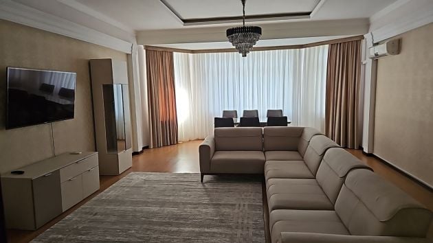 Newly renovated 3 bedrooms and 3 bathrooms apartment of 220 sq.m in the ...