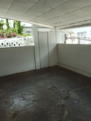 Vendons une villa basse a Cocody Danga 