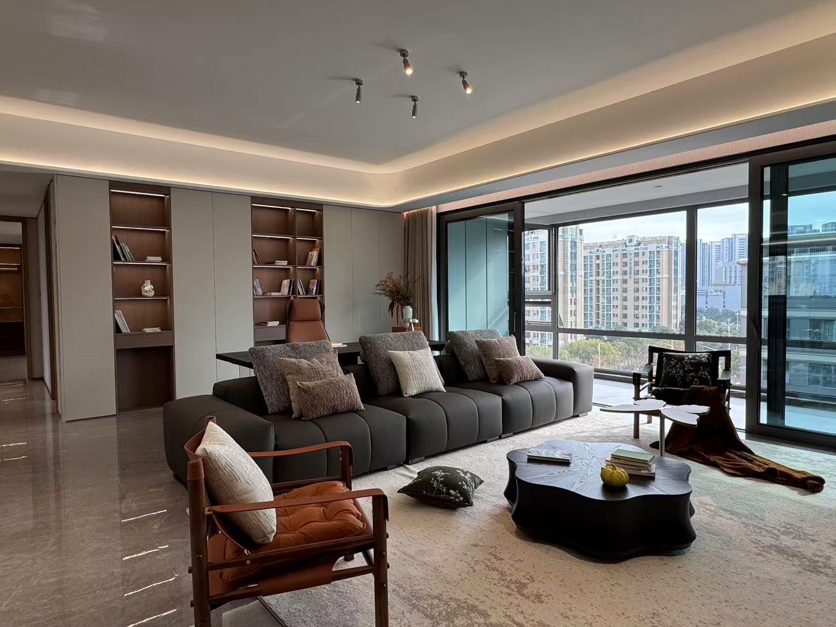 brand new luxury 4bedrooms/beside dushuhu lake near liverpool university/suzhou university