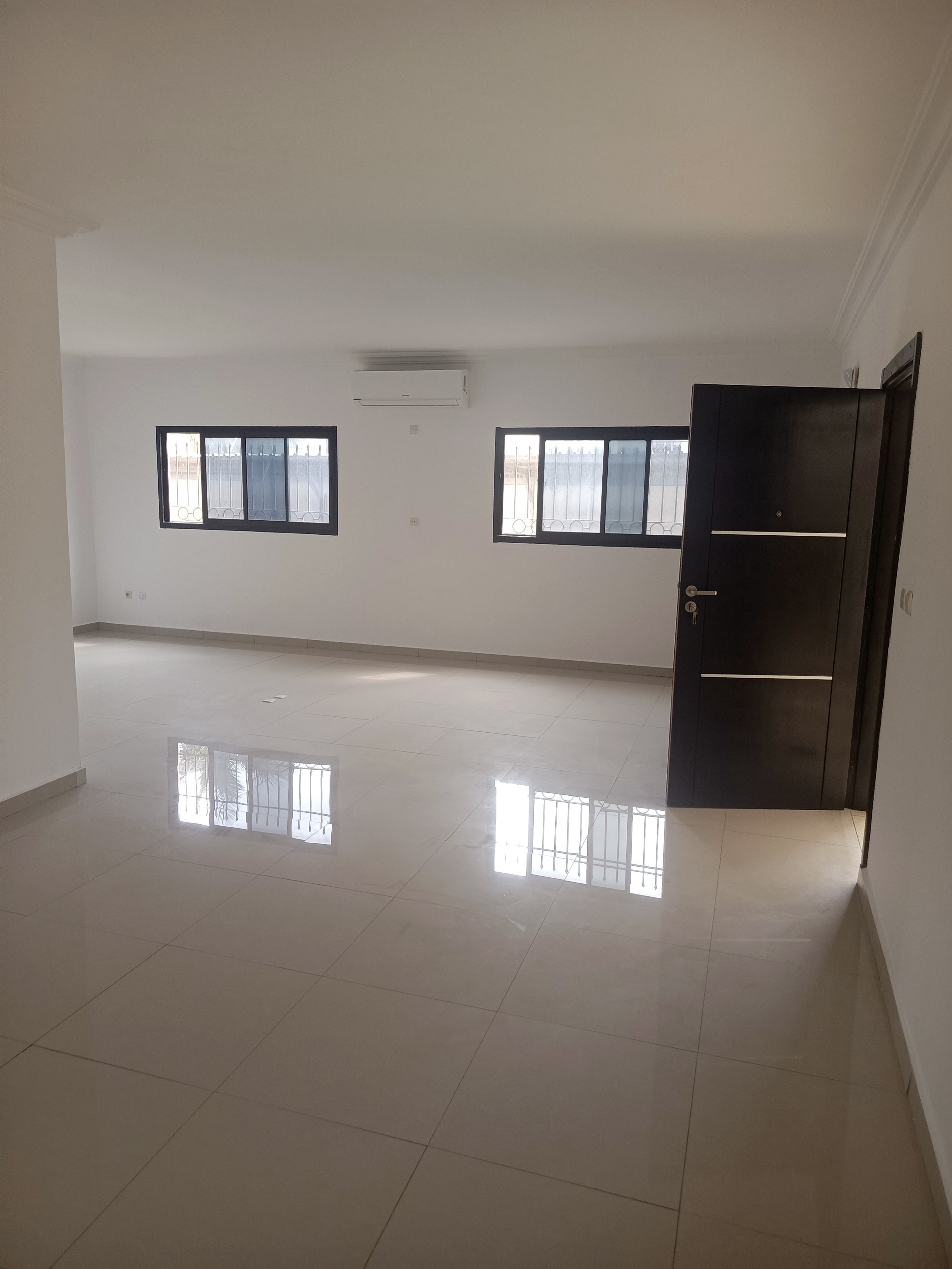 LOCATION APPARTEMENT 4 PIÈCES RIVIERA GOLF 1