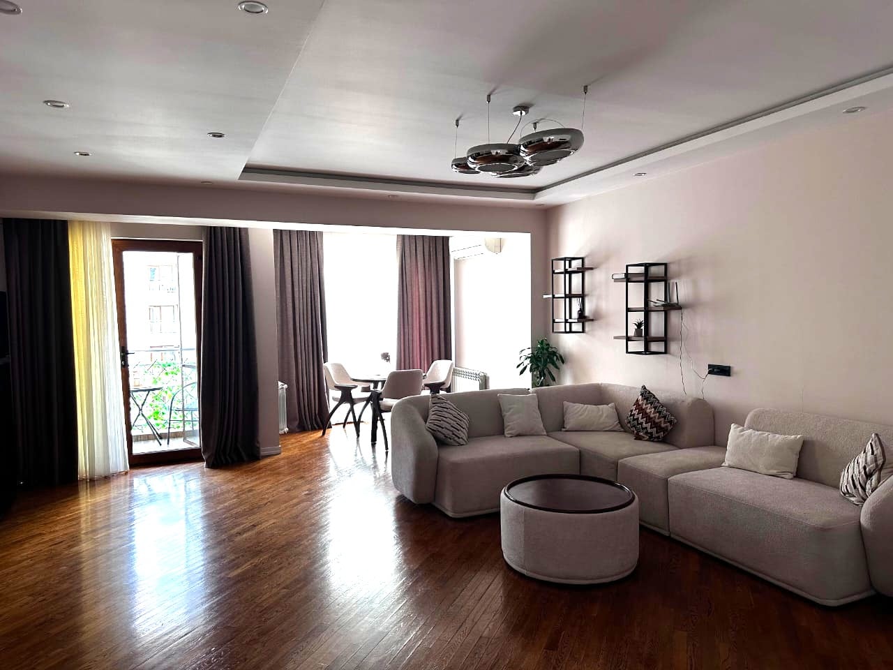 2 bedroom apartment for rent in a Park AZZURE Residence